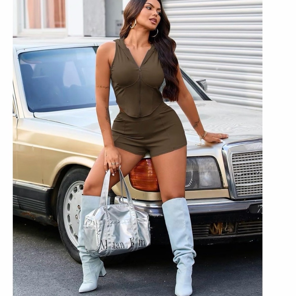 Two piece brown shorts set